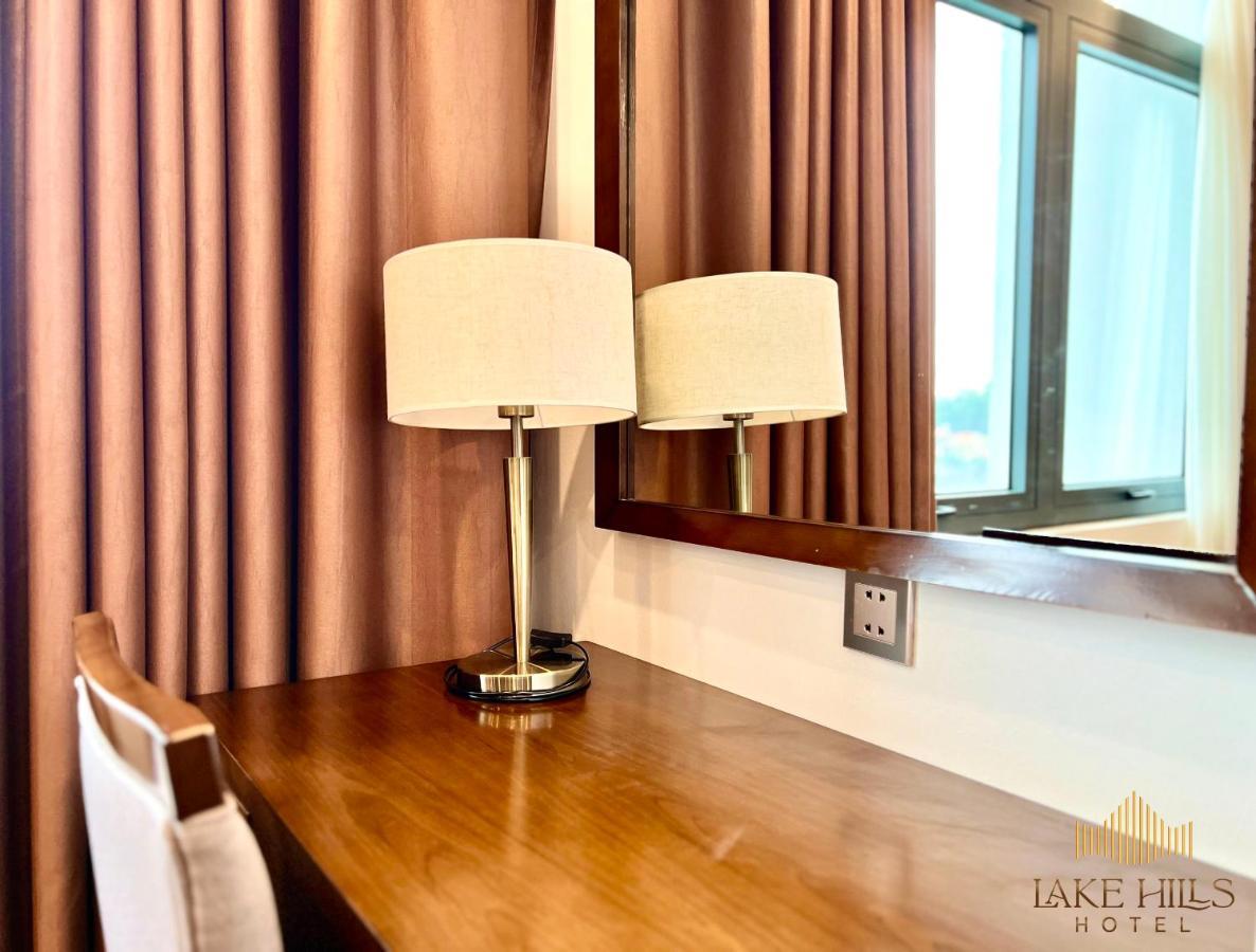 הלונג Lake Hills Hotel מראה חיצוני תמונה