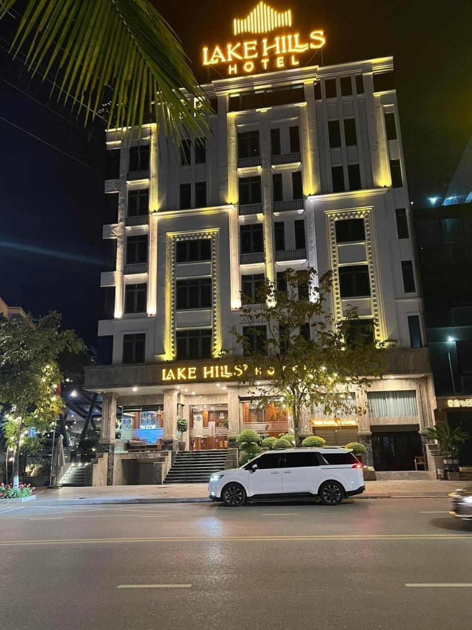 הלונג Lake Hills Hotel מראה חיצוני תמונה