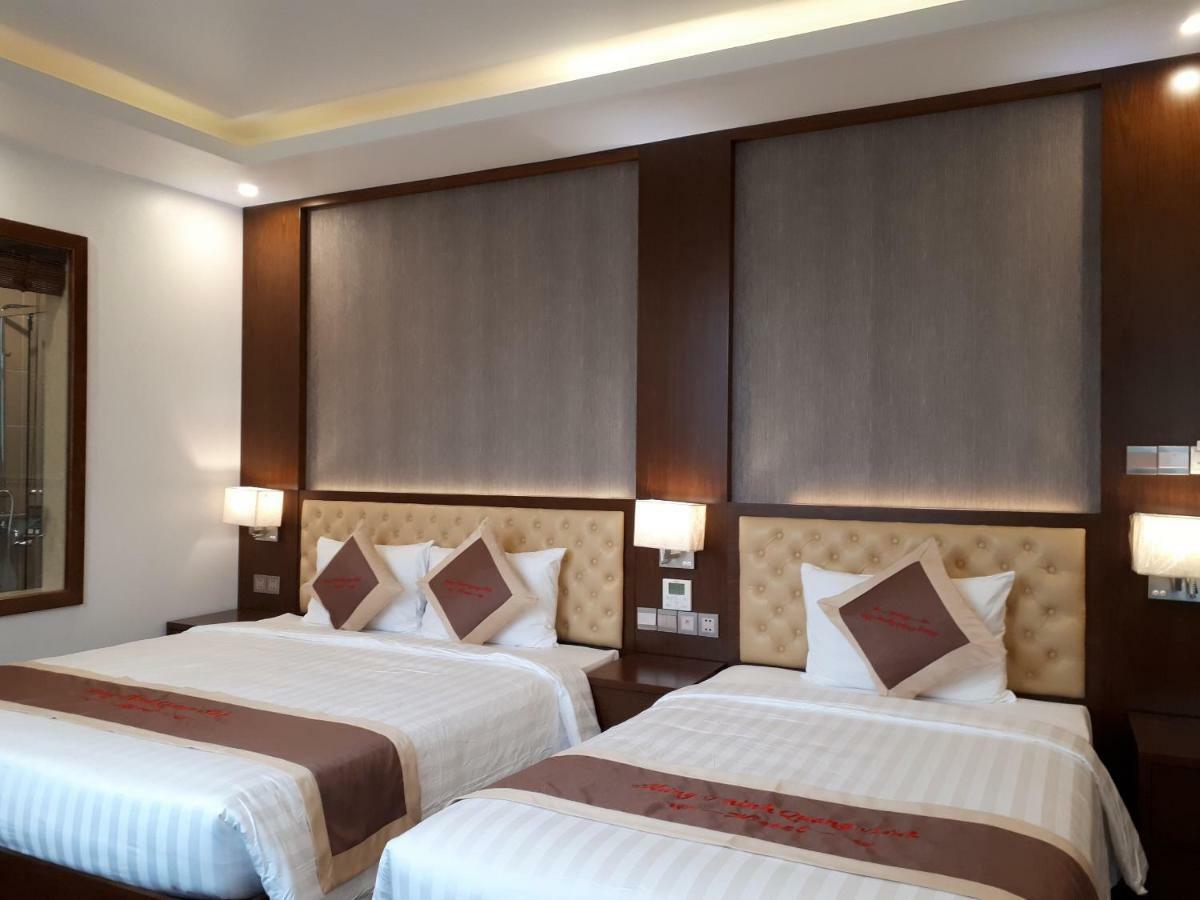 הלונג Lake Hills Hotel מראה חיצוני תמונה